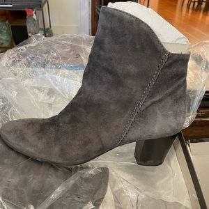 Classy Dark Grey Swede Lamica Ankle Boots